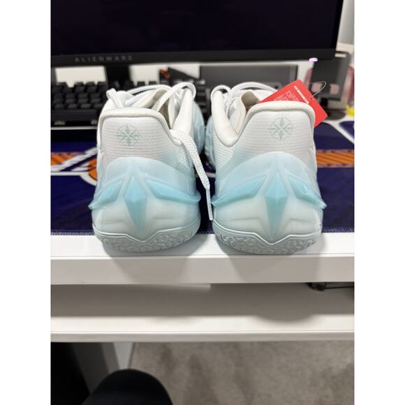 Li-Ning LiRen 5V2 \
